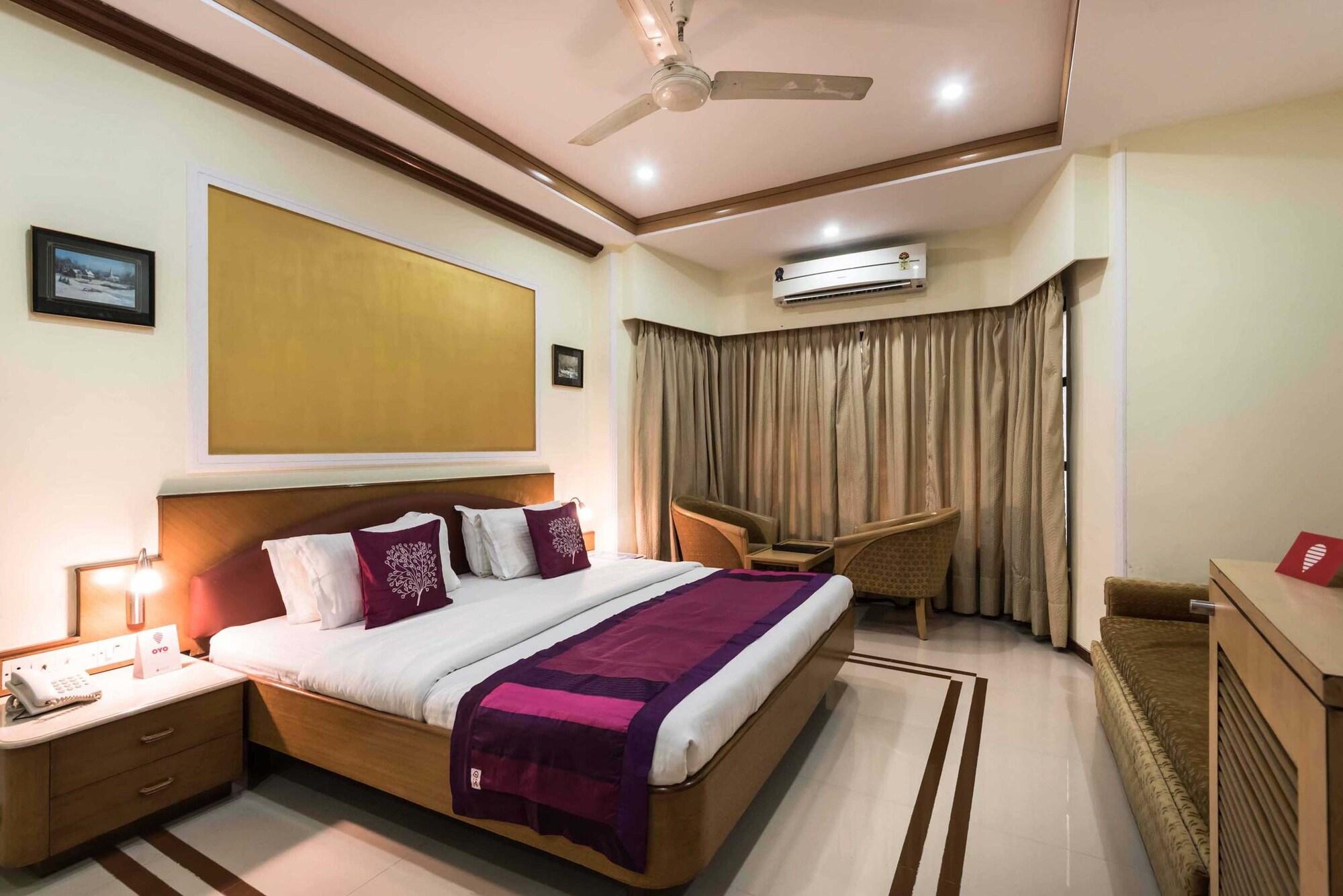 Hotel Godwin - Colaba Bombaim Exterior foto
